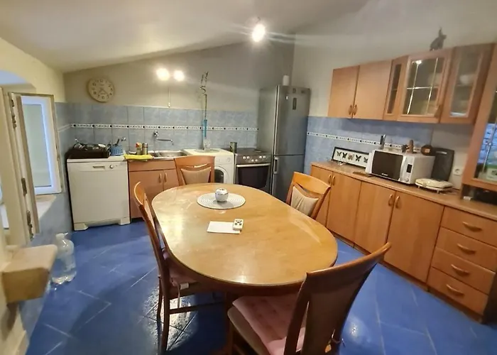 Inchy Accommodation - Heritage Rooms In Diocletian'S Palace Pensión Split