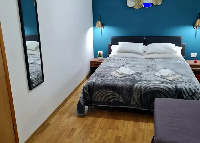Pensión Inchy Accommodation - Heritage Rooms In Diocletian'S Palace 3*