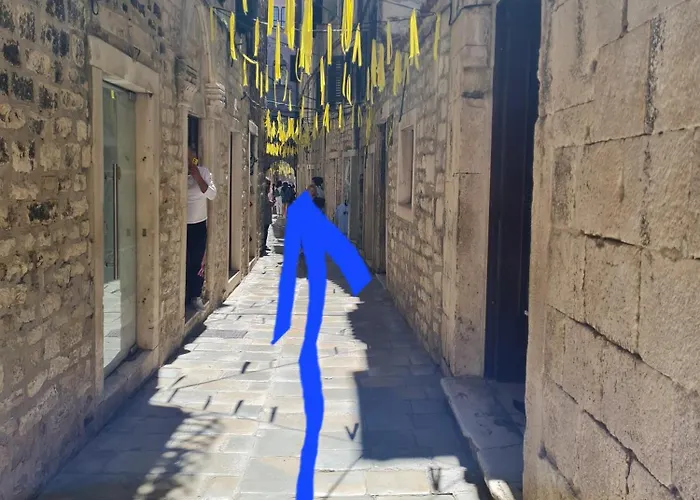 Inchy Accommodation - Heritage Rooms In Diocletian'S Palace 3* Split
