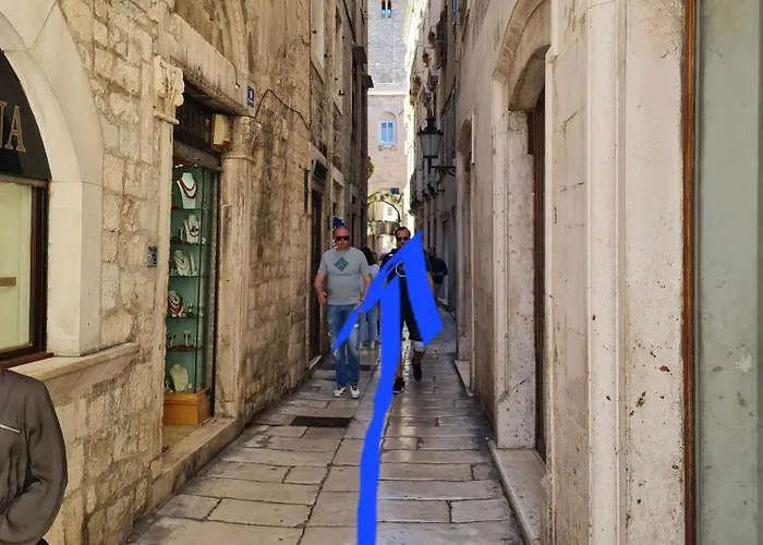 Pensión Inchy Accommodation - Heritage Rooms In Diocletian'S Palace