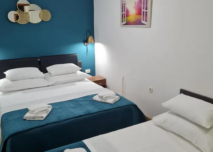 Inchy Accommodation - Heritage Rooms In Diocletian'S Palace Pensión