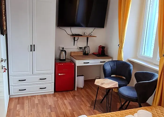 Inchy Accommodation - Heritage Rooms In Diocletian'S Palace 3* Split