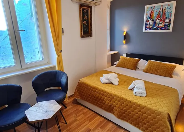Pensión Inchy Accommodation - Heritage Rooms In Diocletian'S Palace