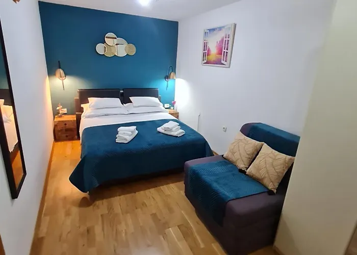 Inchy Accommodation - Heritage Rooms In Diocletian'S Palace Pensión 3*