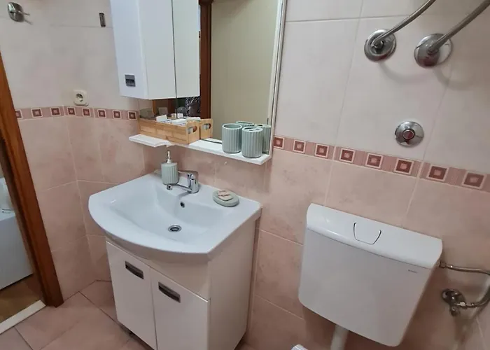 Inchy Accommodation - Heritage Rooms In Diocletian'S Palace Split