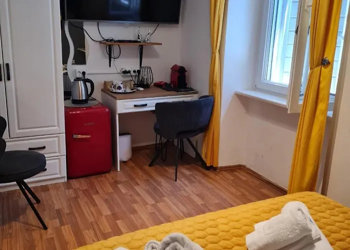 Inchy Accommodation - Heritage Rooms In Diocletian'S Palace Pensión Split