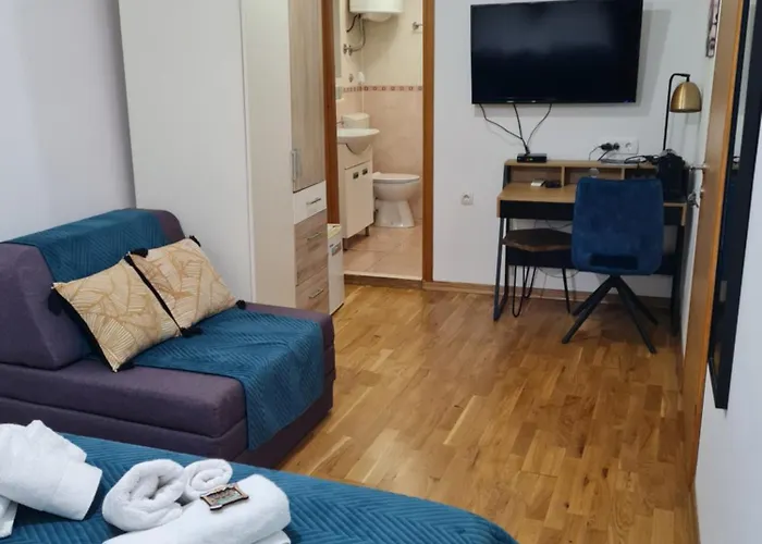 Pensión Inchy Accommodation - Heritage Rooms In Diocletian'S Palace Split