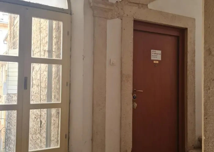 Pensión Inchy Accommodation - Heritage Rooms In Diocletian'S Palace Split