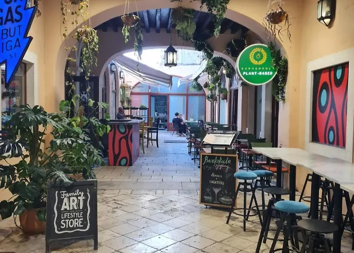 Inchy Accommodation - Heritage Rooms In Diocletian'S Palace Pensión 3*