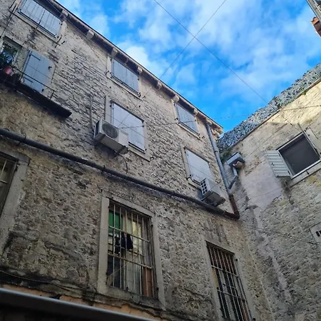 Inchy - In The Center Of Diocletian's Palace Split