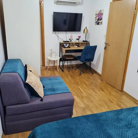 Inchy - In The Center Of Diocletian's Palace Guest house 3*