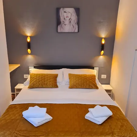 Guest house Inchy - In The Center Of Diocletian's Palace Split