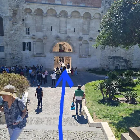 Inchy - In The Center Of Diocletian's Palace 3* Split