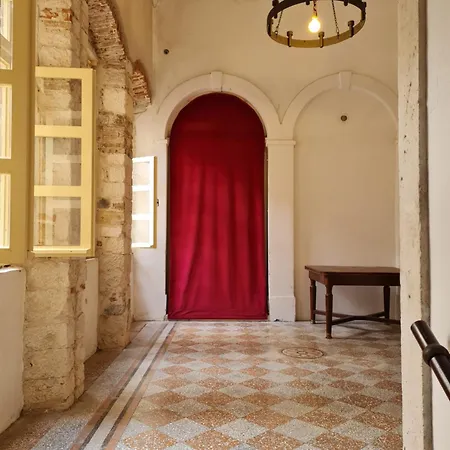 Gasthuis Inchy - In The Center Of Diocletian's Palace