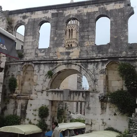 Inchy - In The Heart Of Diocletian's Palace Pensionat Split