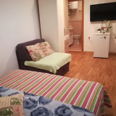 Inchy - In The Center Of Diocletian's Palace Gasthuis