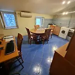 Inchy Accommodation 3*