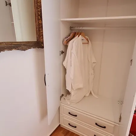 Gasthof Inchy - In The Center Of Diocletian's Palace 4*